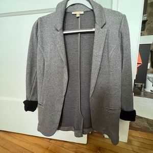 52% polyester/48% rayon, heather gray blazer